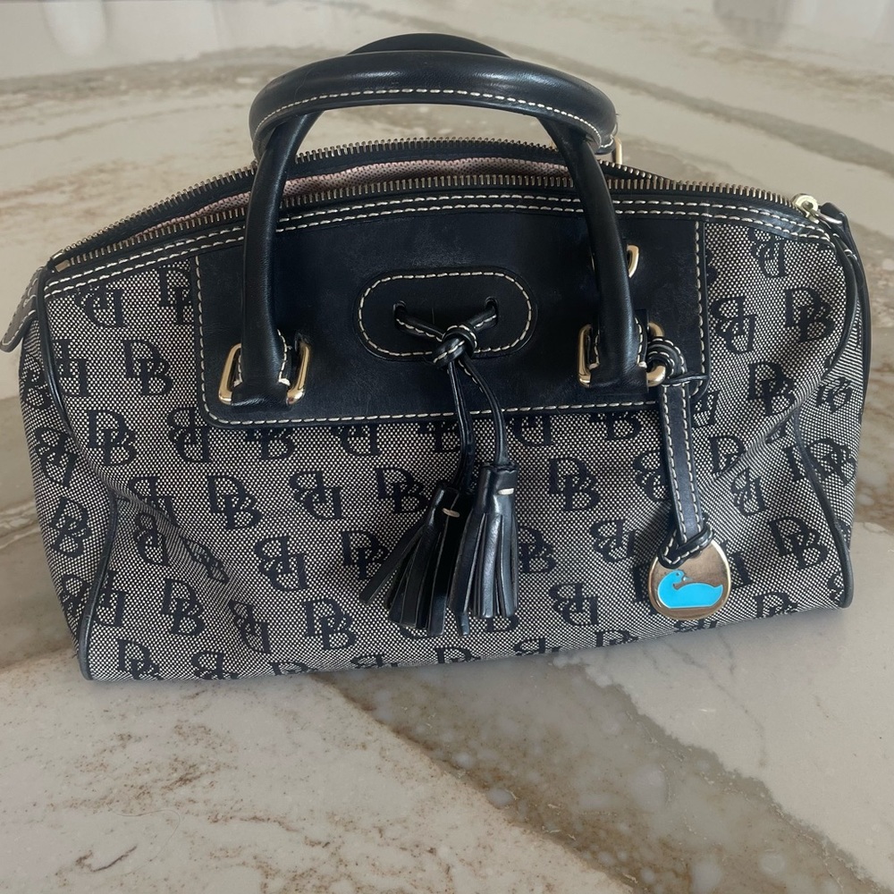 Authentic Dooney & Bourke Small Bucket Handbag